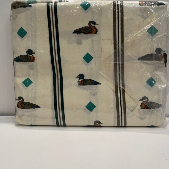 VINTAGE New 1970’s CANNON Duck Full Flat Sheet Cotton Fresh 81”x96” Mallard. - Picture 2 of 12